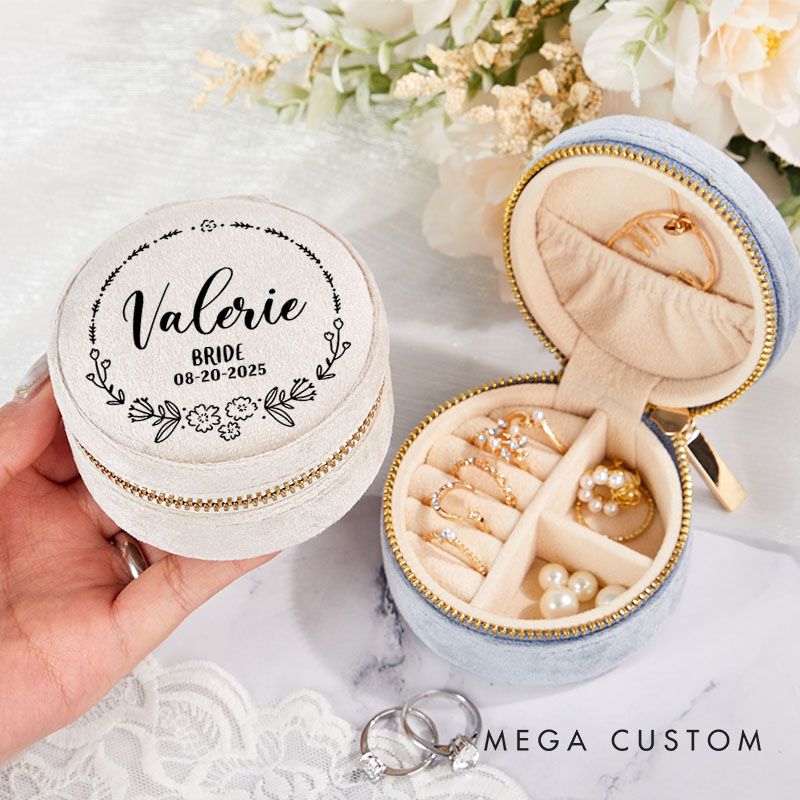 Personalized Bridesmaid Wreath Jewelry Box Bride Round Velvet Jewelry Box for Her Wedding Bachelorette Party Gift
