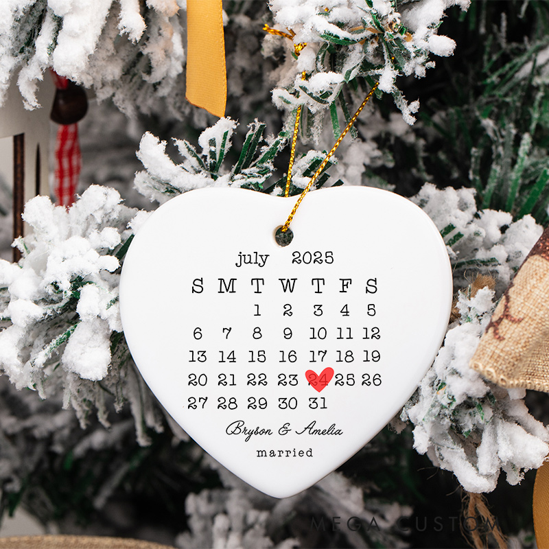 Personalized Wedding Date Calendar Ornament Couple Wedding Date Christmas Ornament Couple Christmas Gift Name and Date Ornament