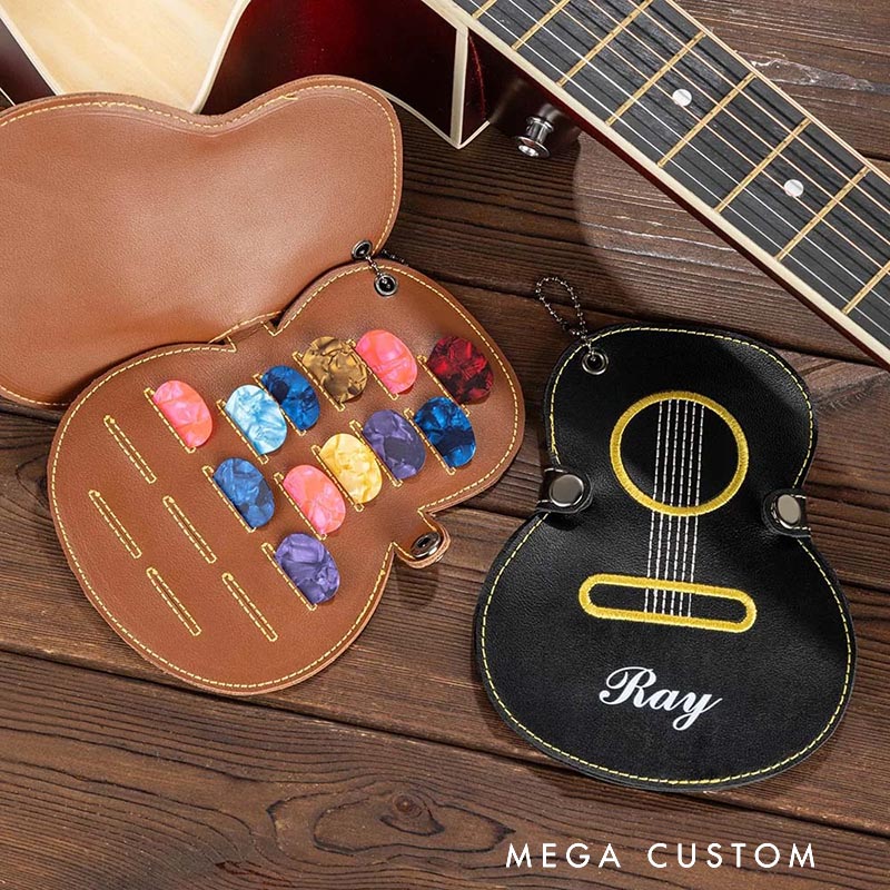 Personalized Guitar Shaped Portable PU Leather Guitar Picks Storage Case with Name and Key Ring Birthday Music Festival Gift for Guitar Player