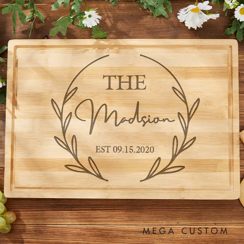 Personalized Bamboo Cutting Board Couple Wedding Anniversary Cutting Board Elegant Wreath Design Cutting Board for Husband Wife