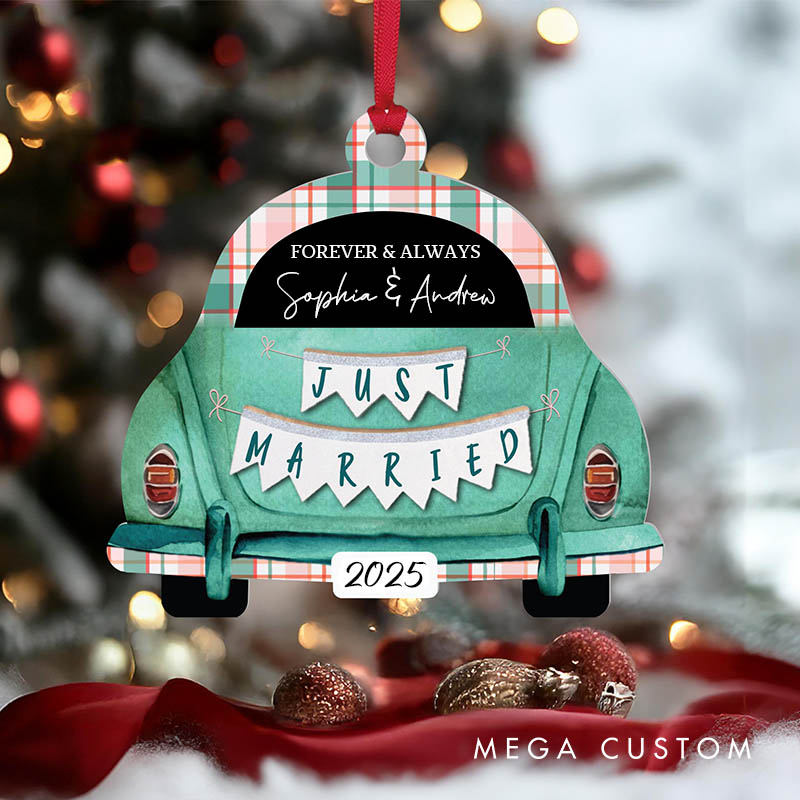 Personalized Couple Wedding Car Just Married Acrylic Christmas Ornament with Name Newlywed Xmas Christmas Ornaments for Husband Wife Hubby Wifey
