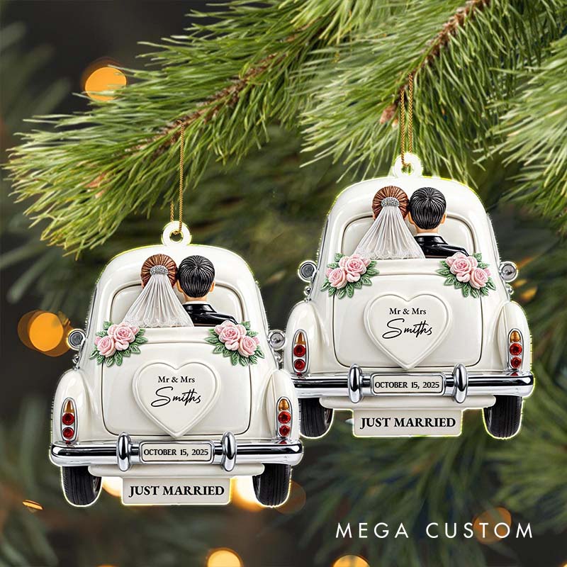 Personalized Couple White Wedding Car Just Married Acrylic Christmas Ornament Custom Newlywed Mr and Mrs Name Xmas Christmas Ornament for Husband Wife