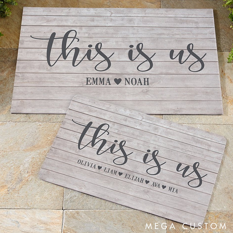 Personalized This Is Us Doormat Custom Family Names Welcome Mat Housewarming Gift Decorative Indoor Outdoor Durable Floor Rug for Home Entryway Door