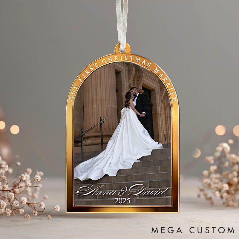 Personalized Couple Our First Christmas Married Christmas Acrylic Ornament Custom Newlywed Photo Xmas Ornament for Him Her Wedding Christmas Gift