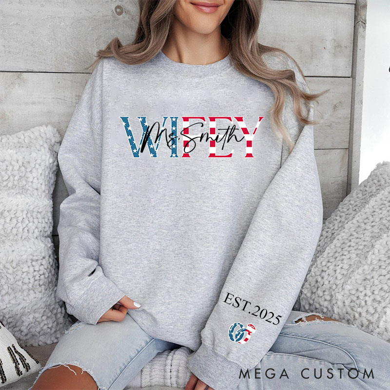 Personalized Wifey Hubby Couple Sweatshirt Custom Couple Sweatshirt Anniversary Gift Top for Husband Wife Holiday Shirt for Couple