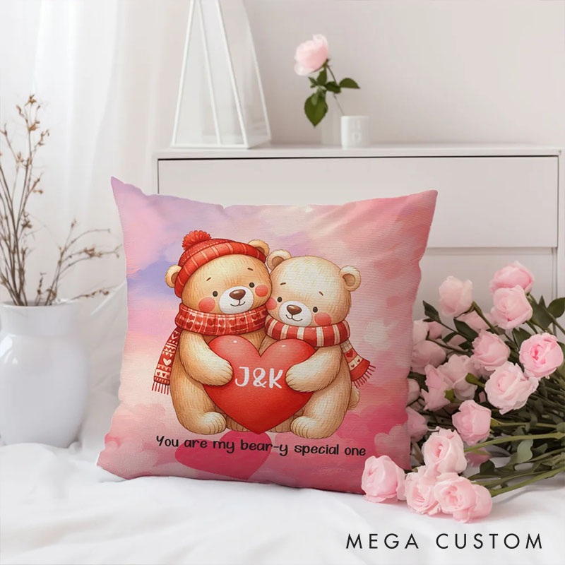 Personalized Cartoon Couple Bear in Love Pillow Custom Newlyweds Name Beer Heart Pillow Valentine's Day Gift for Husband Wife Boyfriend Girlfriend