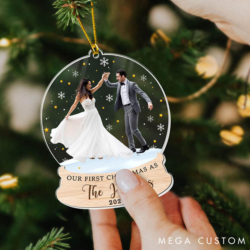 Personalized Couple Photo First Christmas Married Acrylic Christmas Ornament Custom Wedding Married Engagement 2D Flat Printed Christmas Ornament