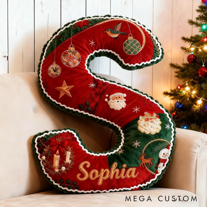 Personalized Girlfriend Retro 26 Letter Christmas Pillow Custom Couple Initials Graphic 3D Print Green Red Xmas Cushion First Christmas Gift for Her