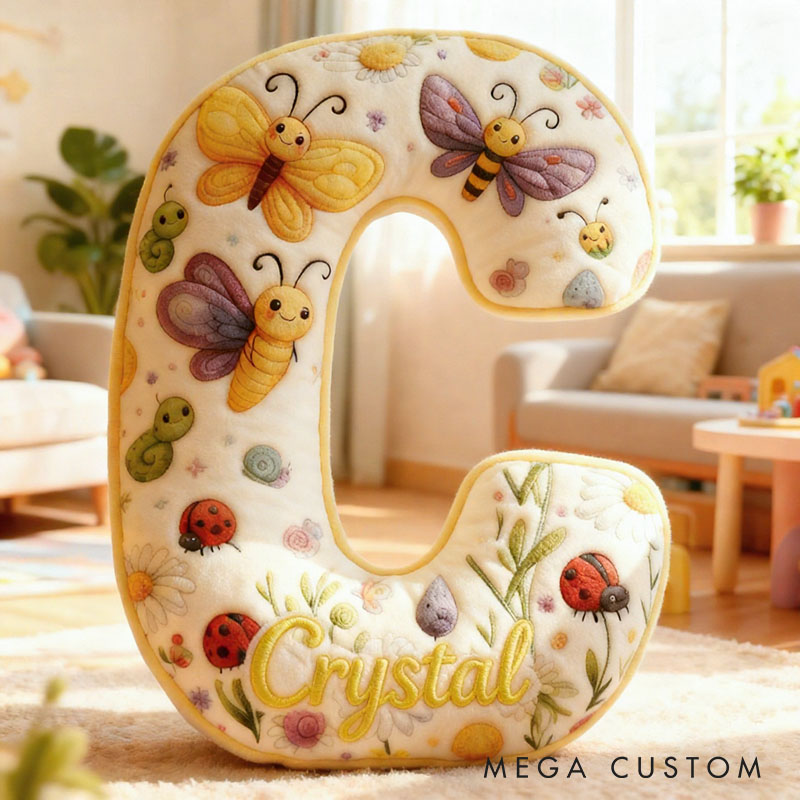 Personalized Flower Girl Boy Bee Ladybug butterfly Floral 26 Letters Pillow Girl friend Name Graphic 3D Printed Cushion Valentine's Day Gift for Her