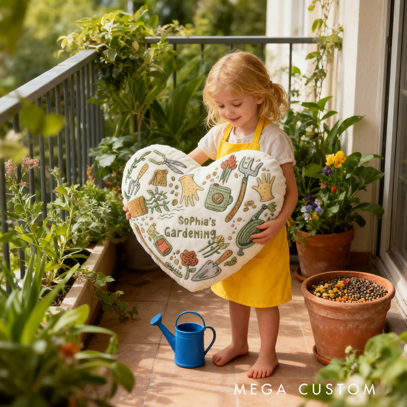 Personalized Heart-shaped Pillow Graphic 3D Print Gardening Items Pillow for Gardening Lovers