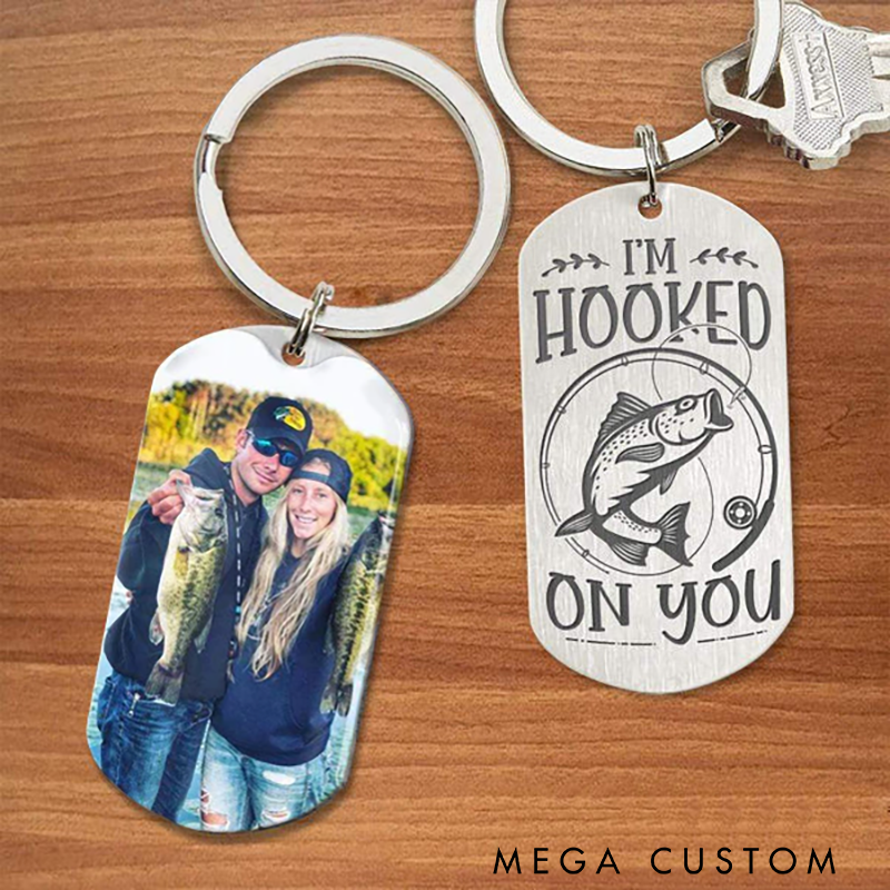 Personalized Fishing Keychain with I'm Hooked on You Design Custom Photo Romantic Gift for Couples Fishermen and Special Occasions