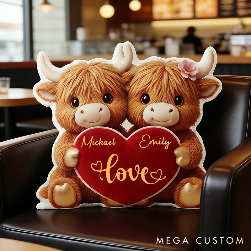 Personalized Highland Cow Couple Pillow Custom Adorable Love Throw Pillow 3D Graphic 2D Flat Pillow for Couple Wife Valentine's Gift