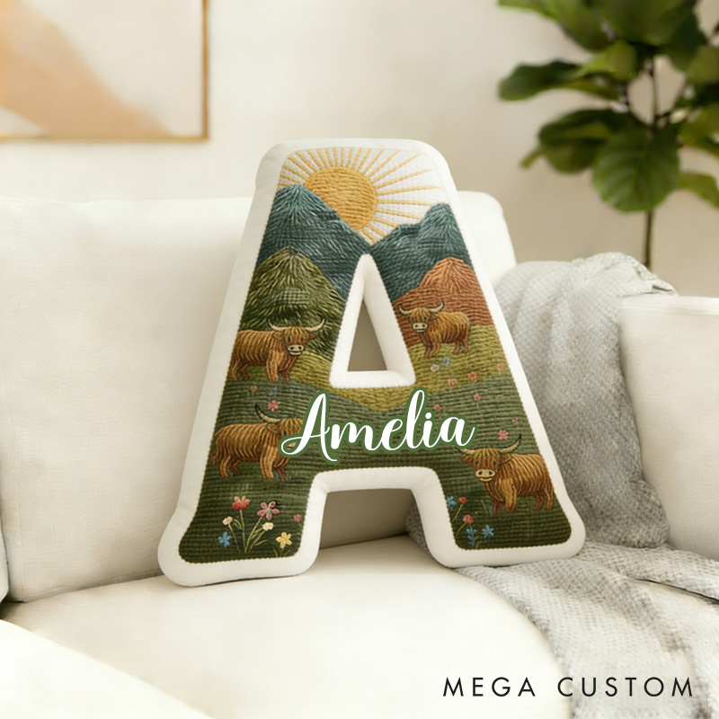 Personalized Highland Cow Initial Pillow Custom Nature-Inspired Throw Pillow for Girlfriend Wife 3D Graphic Pillow for Her