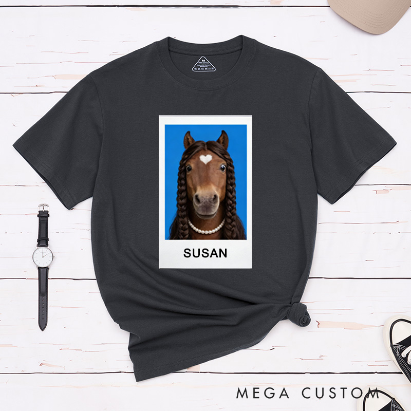 Personalized Pet Lover the Elegant Heart Crowned Beauty Gift Horse Lover Graphic Unisex T-Shirt