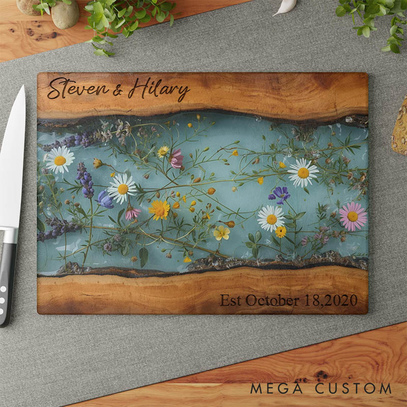 Personalized Wildflower Resin Cutting Board Couple Glass Charcuterie Cutting Board Maple Wildflower Kitchen Decor Couple Gift