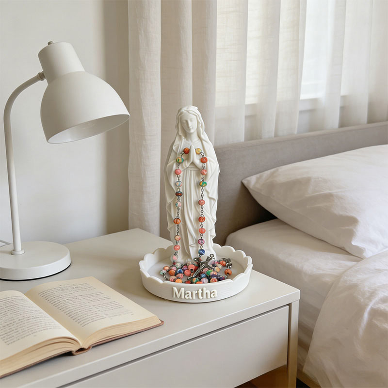 Personalized Mary Praying Rosary Holder with Custom Name Virgencita Altar Tray Lady Guadalupe Stand Church Decor Home Decor Catholic Spiritual Gift