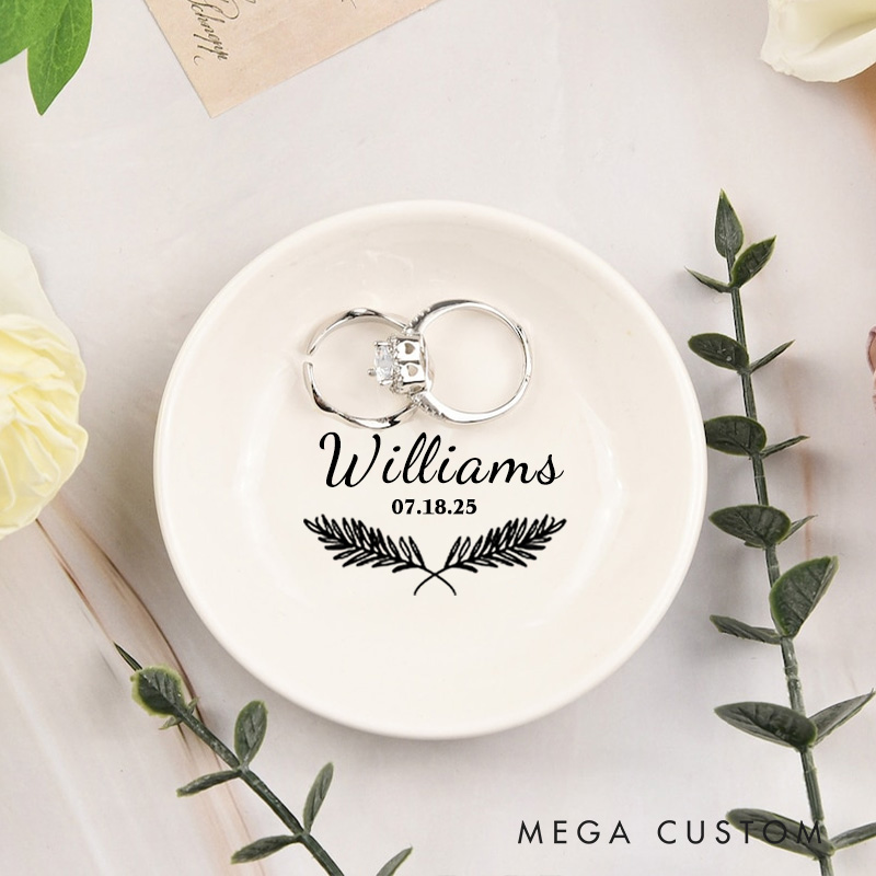 Personalized Classic Fern Wedding Monogram with Date Wedding Engagement Round Ring Dish