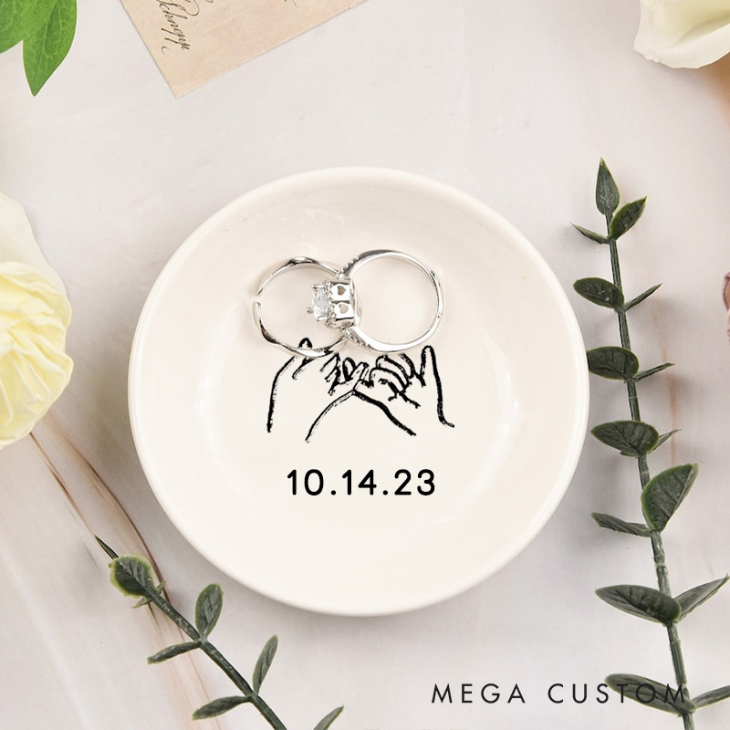 Personalized Minimalist Hand-in-Hand with Date Wedding Engagement Round Ring Dish