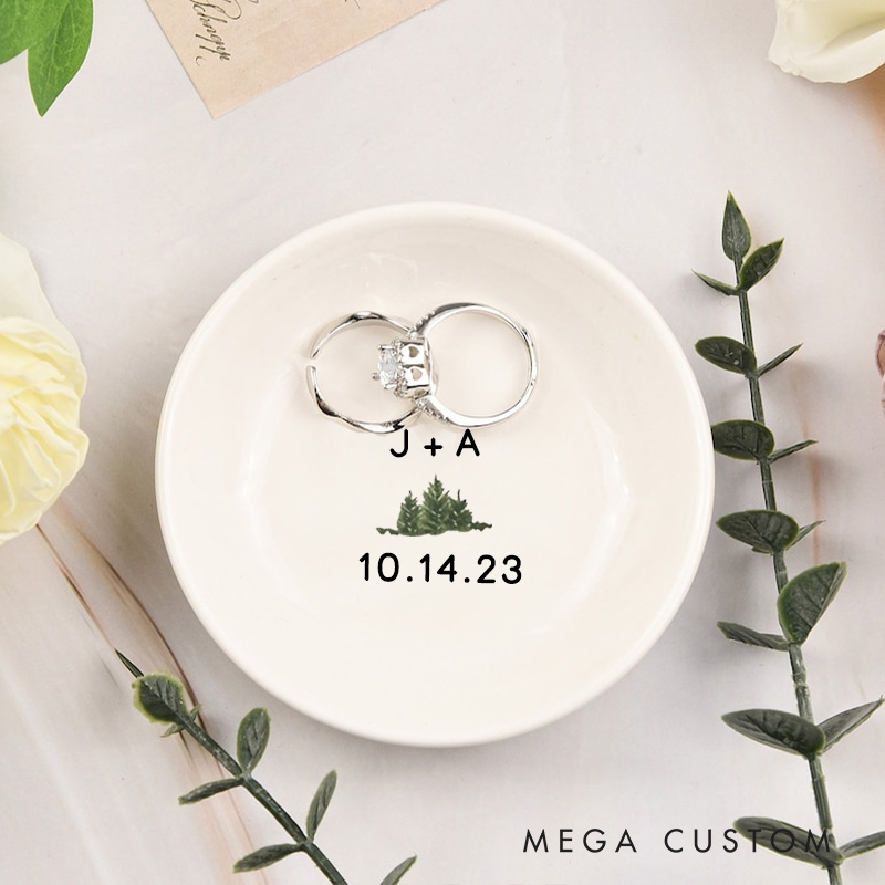 Personalized Minimalist Evergreen with Initials and Date Wedding Engagement Round Ring Dish