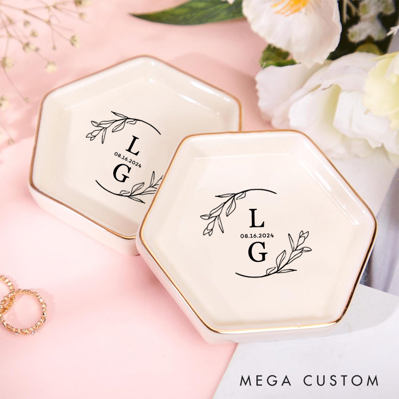 Personalized Elegant Botanical Circle Wedding Engagement Gold-Trimmed Hexagon Ring Dish