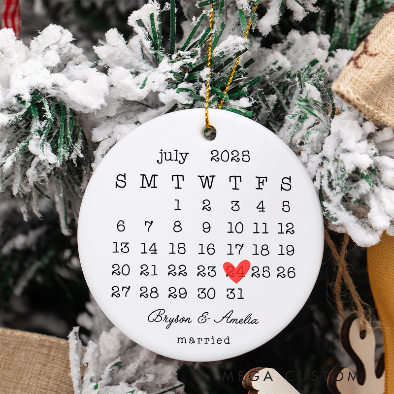 Personalized Wedding Date Calendar Ornament Couple Wedding Date Christmas Ornament Couple Christmas Gift Name and Date Ornament