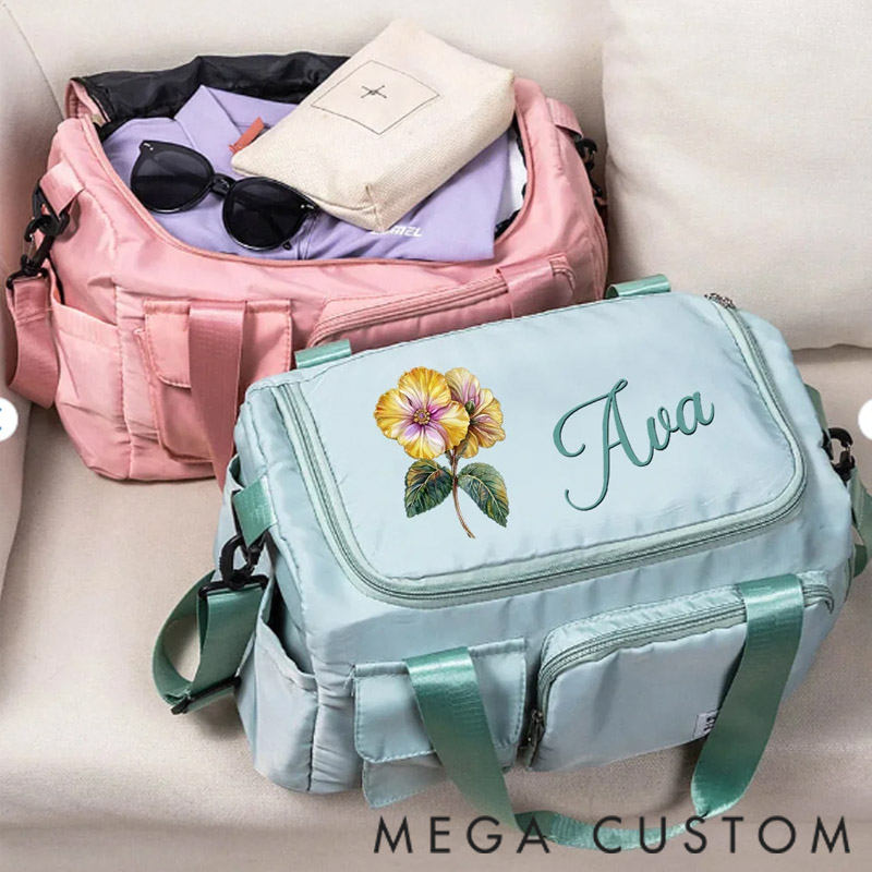 Personalized Waterproof Travel Bag Gift for Travel Enthusiasts with Birth Flower