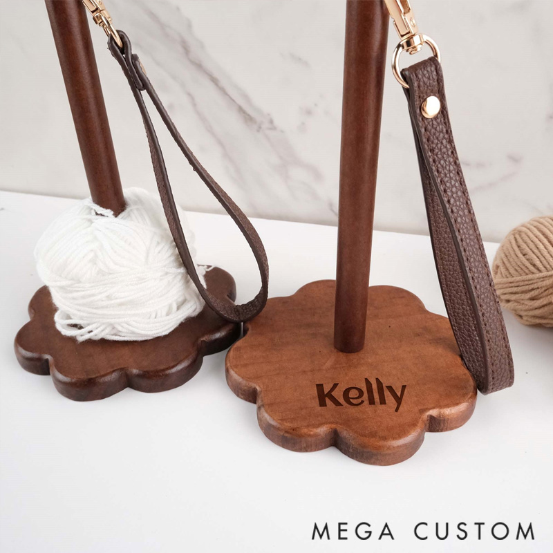 Personalized Vintage Wristband Yarn Spinner Portable Yarn Holder Crochet Yarn Spinner Crochet Gift