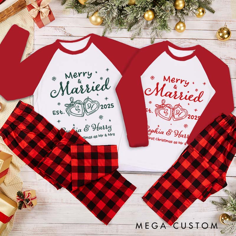 Personalized Couple Merry and Married First Christmas Pajamas Custom Newlyweds Heart Locked Wedding Christmas Matching Pjs for Husband Wife