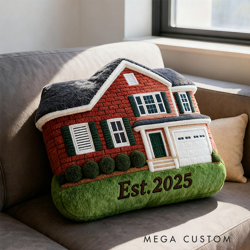 Personalized House Shaped Pillow Custom Family Name Decor Cozy Home Cushion Unique Housewarming Gift Soft Plush Throw Pillow for Living Room or Bedroom