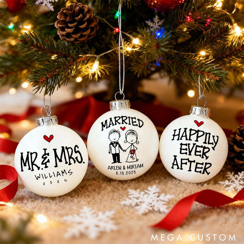 Personalized Mr and Mrs Married Engaged Matching Christmas Ball Ornament Newlyweds Name Date Hand-Painted Xmas Ball First Christmas Gift for Him Her
