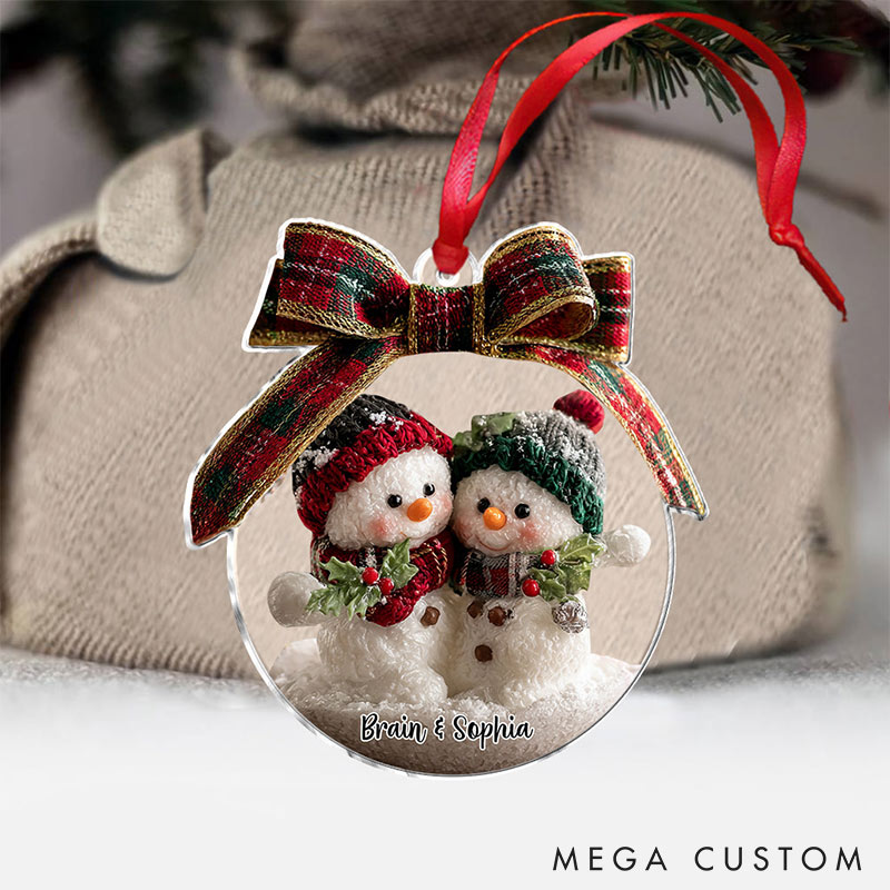 Personalized Snowman Hugging Couple Ornament 2D Flag Chrismas Decoration Gift for Newlyweds Gift for Wife Husband for Girlfriend Boyfriend
