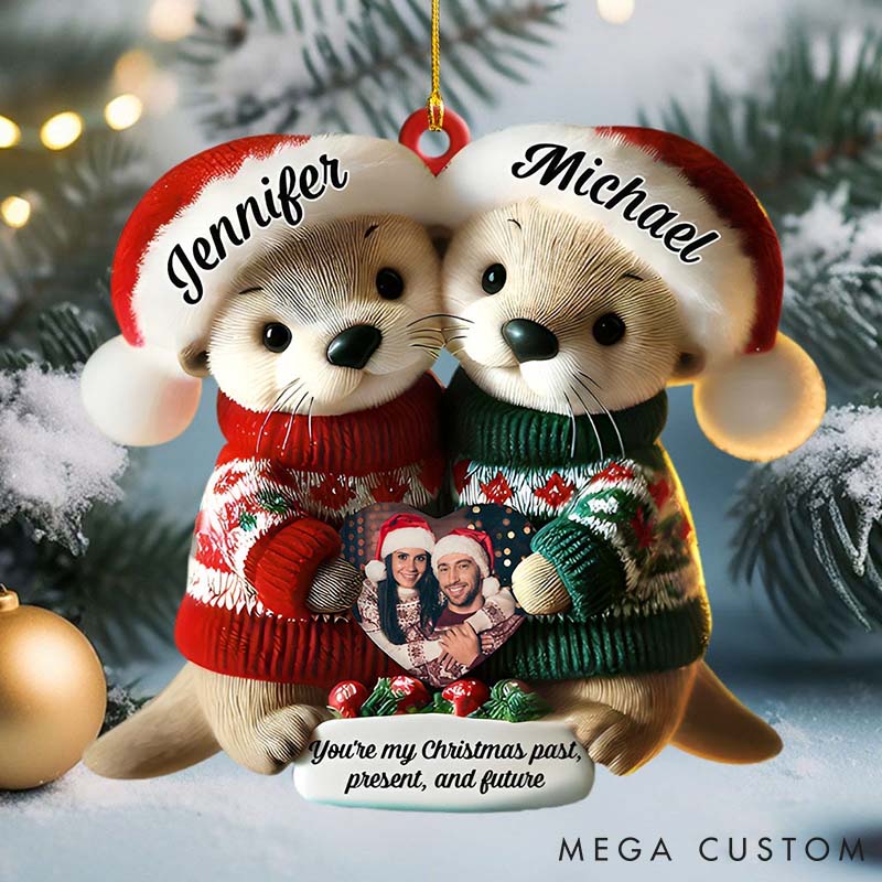 Personalized Couple Otter with Photo Acrylic Christmas Ornament Custom Newlyweds Otter Holding Heart Xmas 2D Flat Printed Ornament from Your Picture