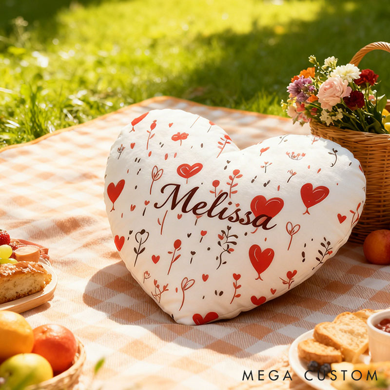 Personalized Heart Shape Flower Design Custom Names Couple Home Pillow Romantic Valentine's Day Gift for Girlfriend for Wife for Flower Girl