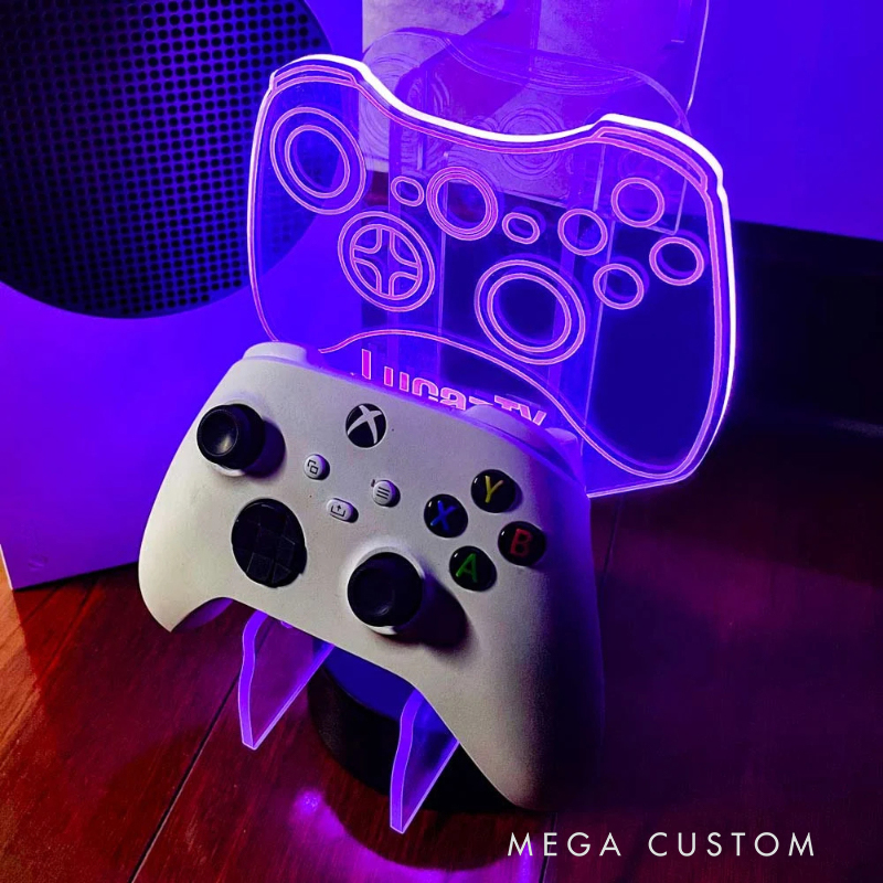 Personalized game stand night light for gamers
