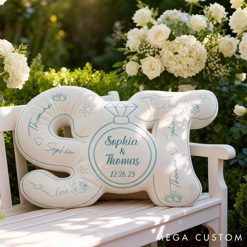 Personalized Couple Custom Initial Wedding Throw Pillow Custom Names Couple Home Pillow Romantic Valentine's Day Gift for Newlyweds for Wife