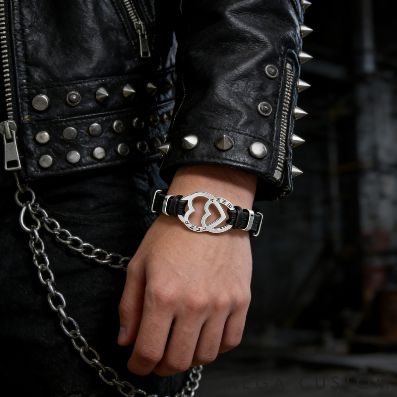 Personalized Stainless Steel Heart in Heart Leather Couple Bracelets with Custom Names for Lovers