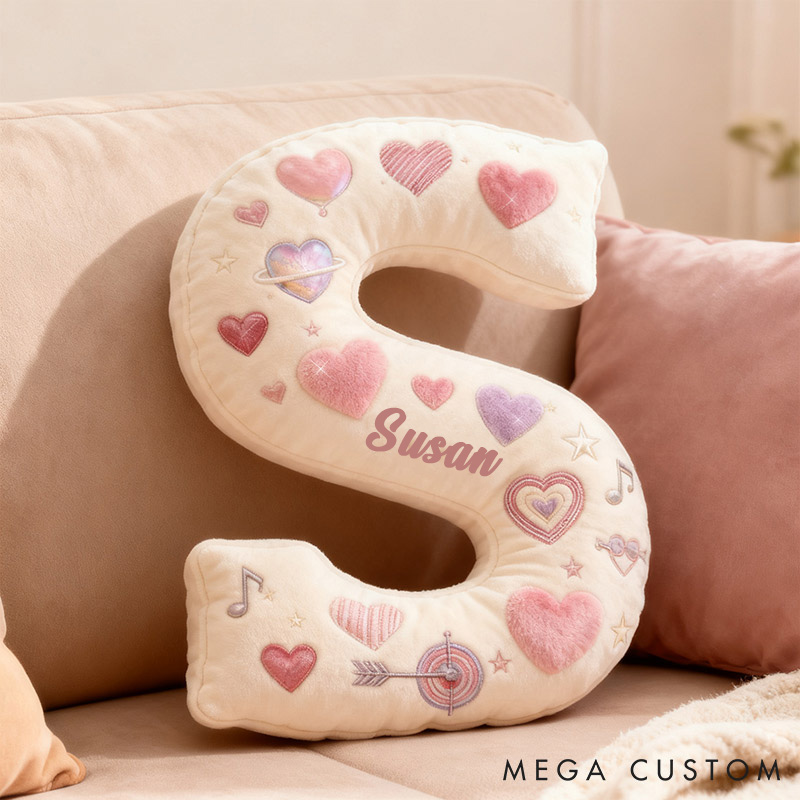 Personalized Girlfriend Love Print Heart Letter Pillow Custom Name Cushion Valentine's Gift for Girl Friend Boyfriend Christmas Gift for Him Her