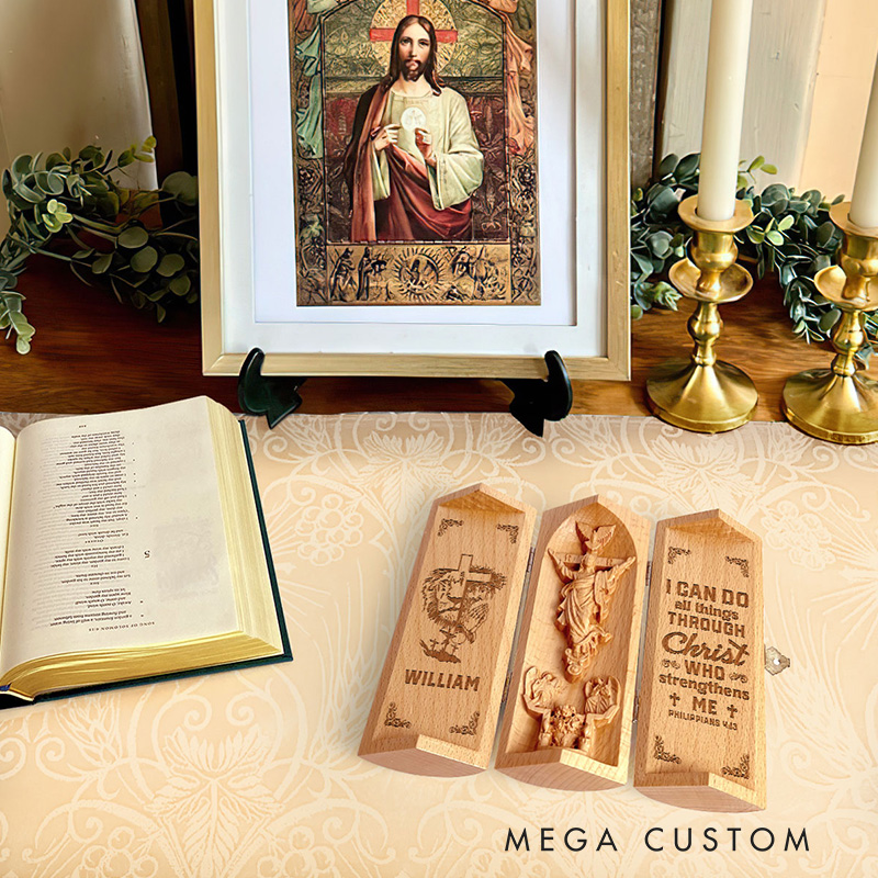 Personalized Bold Faith Strong Grace Lion of Judah Openable Wooden Cylinder Sculpture of Jesus Christ with Name Religious Gift for Christians