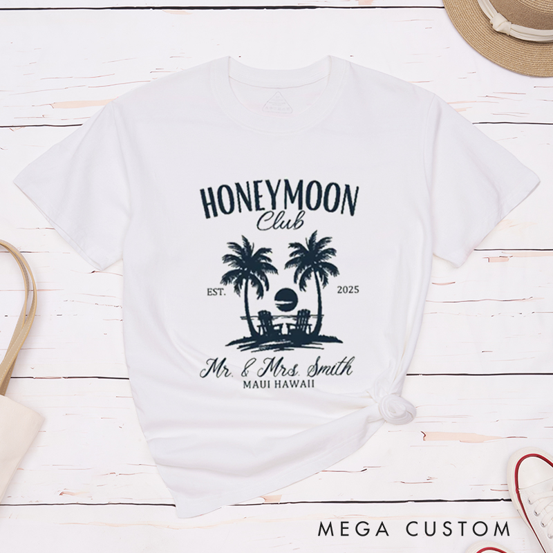 Personalized Vintage Tropical Honeymoon Club with Sunset Matching Honeymoon Couple Classic T-Shirt