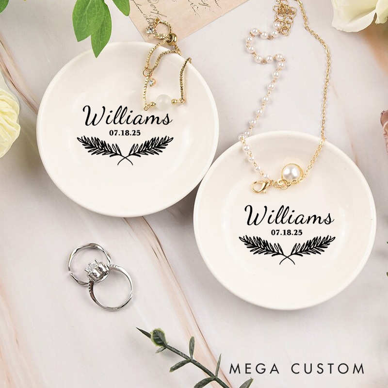 Personalized Classic Fern Wedding Monogram with Date Wedding Engagement Round Ring Dish