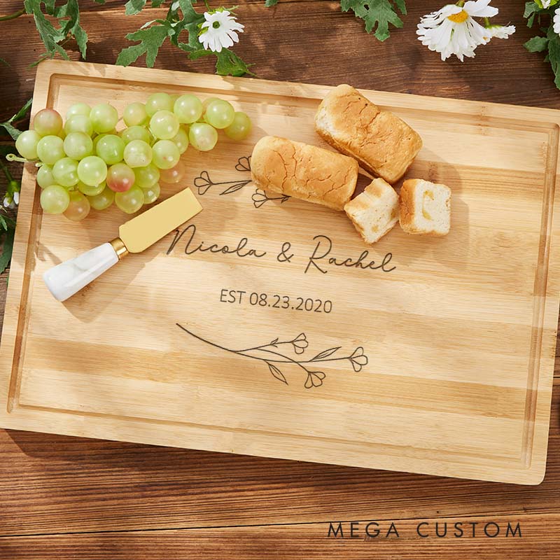 Personalized Couple Wooden Anniversary Cutting Board Husband Wife Wedding Anniversary Bamboo Cutting Board Minimalist Floral Design Cutting Board