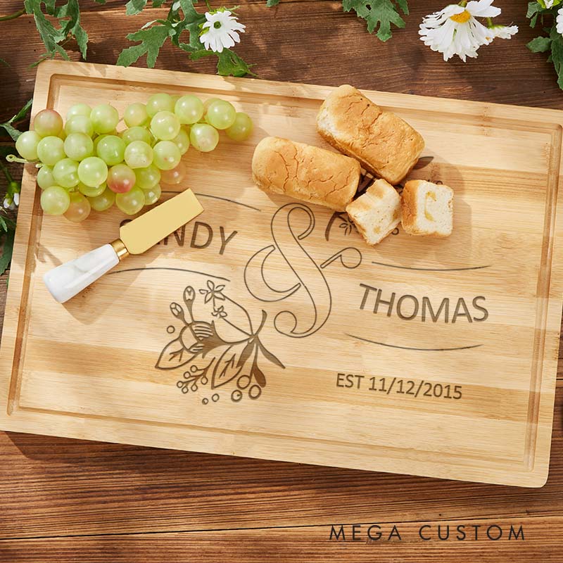 Personalized Husband Wife Anniversary Cutting Board Couple Wooden Anniversary Bamboo Cutting Board Floral Circle Design Cutting Board for Husband Wife