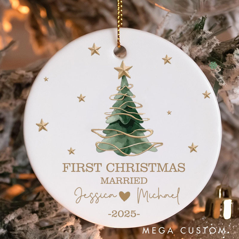 Personalized First Christmas Married Ornament 2025 Newlywed Holiday Ornament Couple Anniversary Gift Ornament Husband Wife Boyfriend Girlfriend Gift