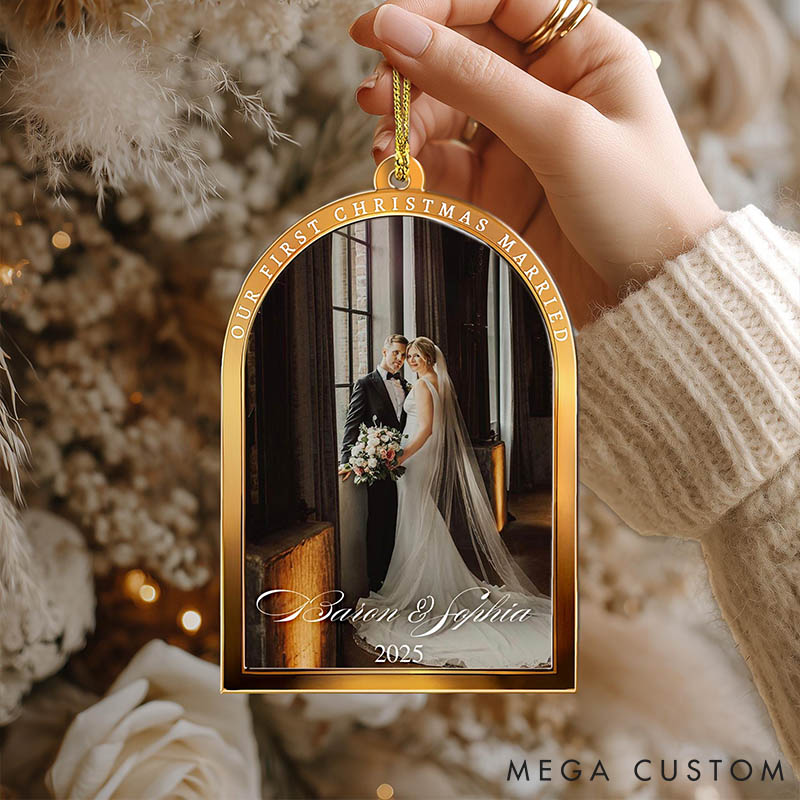 Personalized Couple Our First Christmas Married Christmas Acrylic Ornament Custom Newlywed Photo Xmas Ornament for Him Her Wedding Christmas Gift