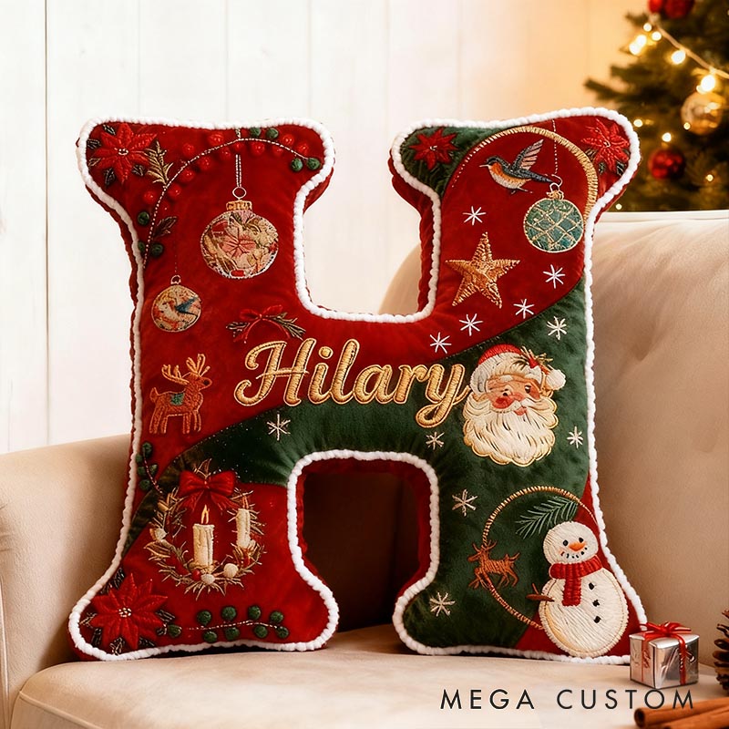 Personalized Girlfriend Retro 26 Letter Christmas Pillow Custom Couple Initials Graphic 3D Print Green Red Xmas Cushion First Christmas Gift for Her