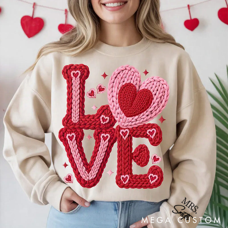 Personalized Love Knitted-style Design couple Sweatshirt Custom Names for Couple Anniversary Valentine's Gift for Wife Holiday Top Cloth for Wife