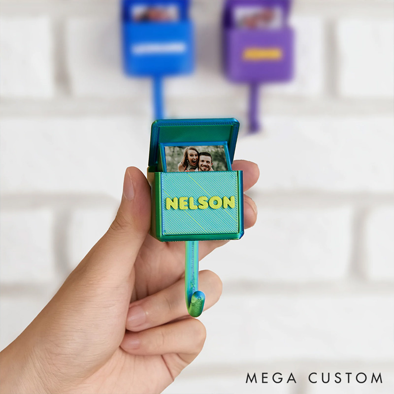 Personalized Couple Multicolor 3D-Printed Wall Key Holder with Name and Photo Home Decor Anniversary Valentine's Day Gift for Newlyweds Couple