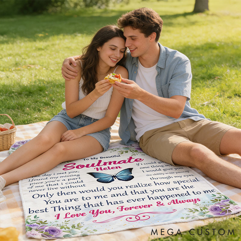 Personalized To My Beautiful Soulmate Couple Blanket Custom Names Cozy Gifts for Couple for Wife Husband Valentine's Gifts for Girlfriend boyfriend