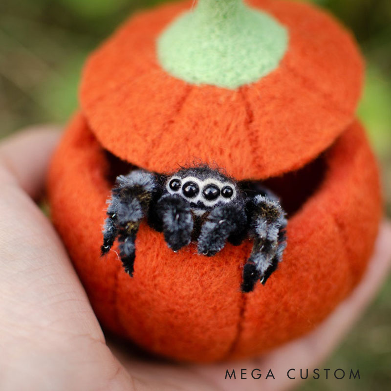 Needle Felted Jumping Spider Toy Poseable Wool Sculpture