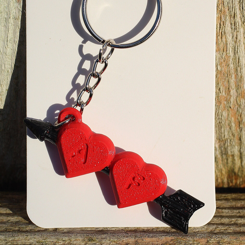Personalizable Arrow through Hearts Keychain 3D Printed Gift for Valentine Gift Couple Gift 